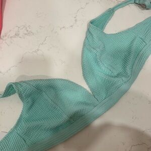 Peak and Beau Fuller Bust Bikini Top